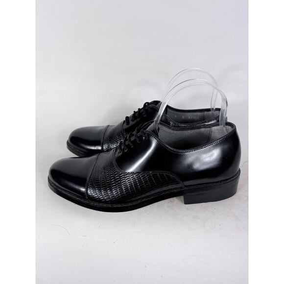 Stuart McGuire Neolite Dress Shoes Men\'s 9 Black Patent Leather Lace-Up Low Top